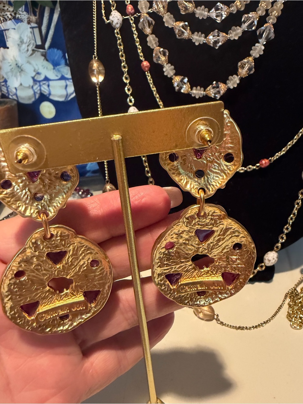 Catwalk Jon Purple stone and gold plated dangly earrings - Picture 3 of 6